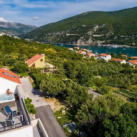 アパート Freedom *