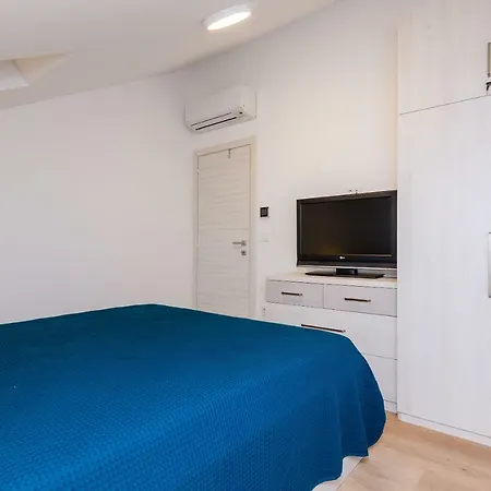 Διαμέρισμα Freedom