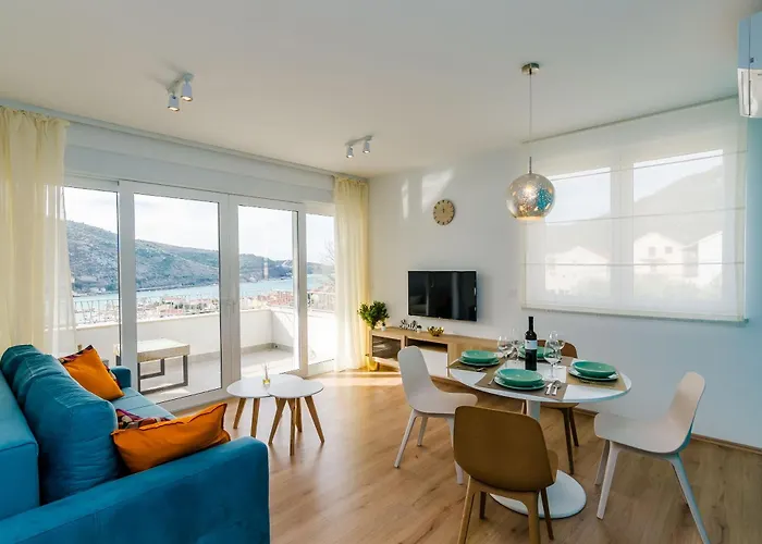 Freedom Apartament *