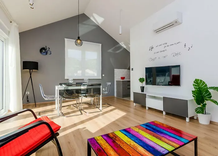 Freedom Apartament *